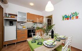 Santa Eufemia Rovinj 10Min Walk To City & Free Garage Parking