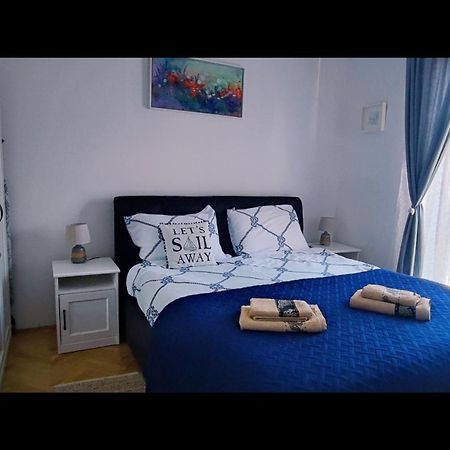 Ferienwohnung Santa Eufemia Rovinj 10Min Walk To City & Free Garage Parking Exterior foto